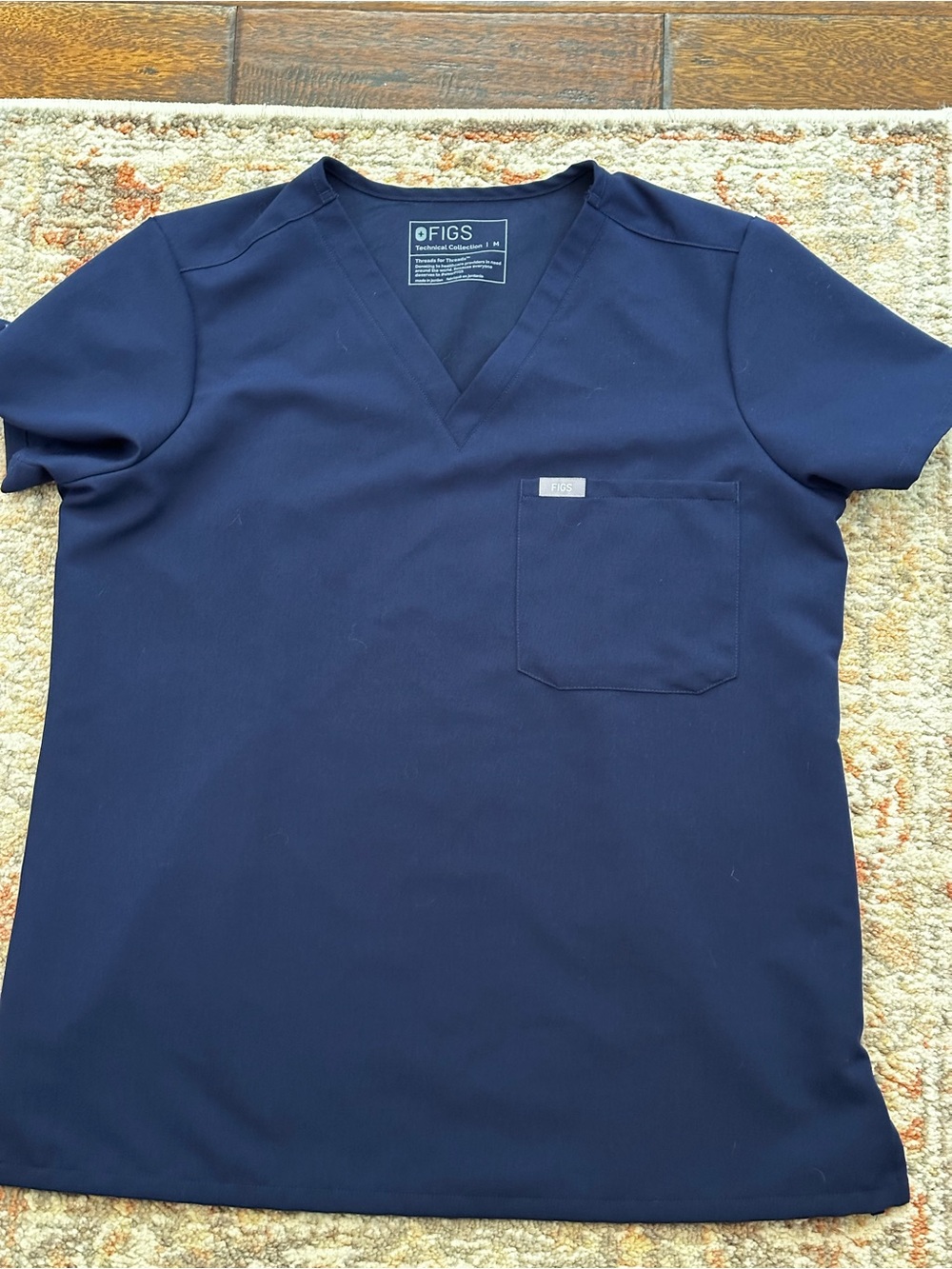 FIGS | Navy V-Neck Medical Scrub Top